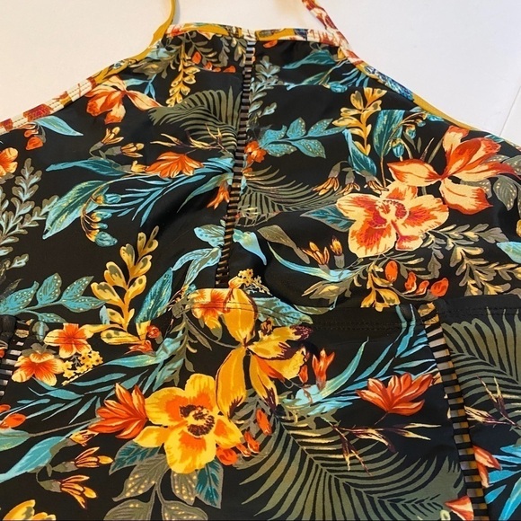 Swim bikini top time & try size large 12/14 - Picture 4 of 5